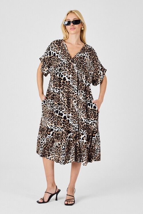 Leopar V Yaka Oversize Kesim Desenli Çift Cepli Volanlı Elbise