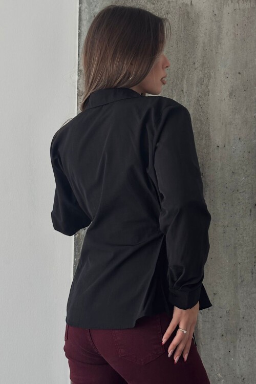 Siyah Yanları Bağlamalı Dokuma Gömlek
