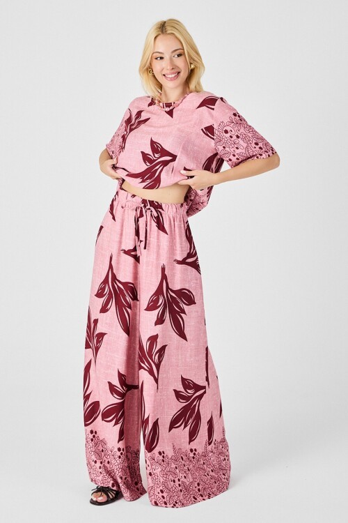 Mürdüm-Çiçek Yaprak Desenli Oversize Bluz Ve Bol Paça Pantolon Takım