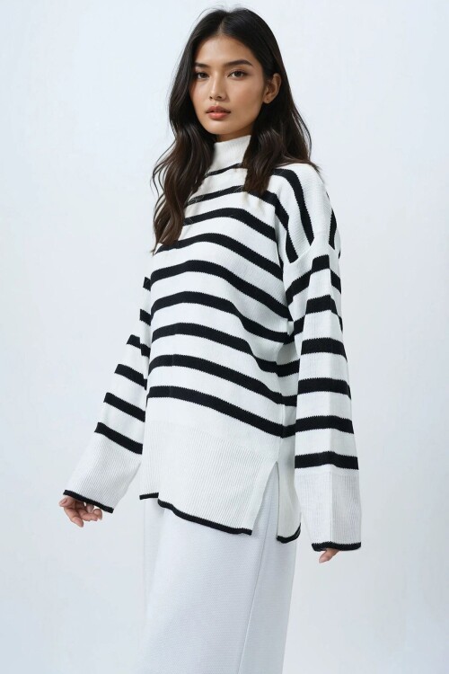 Balıkçı Yaka Çizgili Oversize Triko Kazak