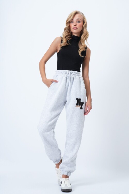 Beli Ve Paçası Lastikli Çift Cepli Nakışlı Eşofman Altı