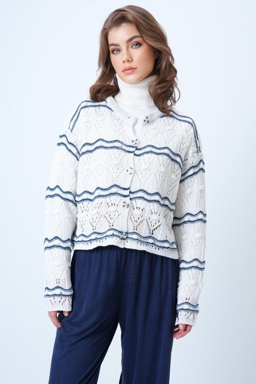 Bisiklet Yaka Ajurlu Crop Triko Hırka