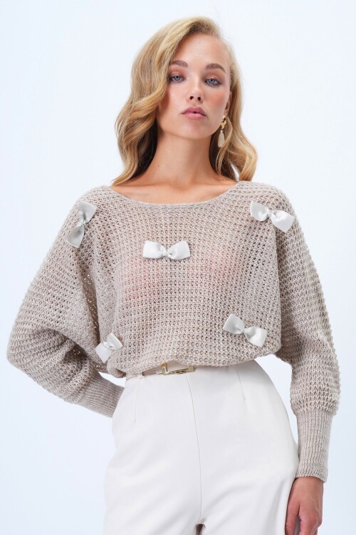 Bisiklet Yaka Fiyonk Detaylı Triko Bluz