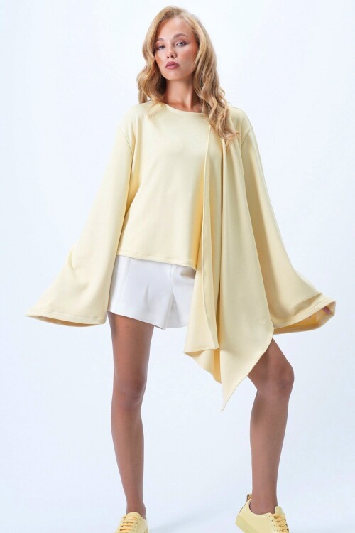 Bisiklet Yaka Kendinden Şal Detaylı Geniş Kesim Tasarım Bluz