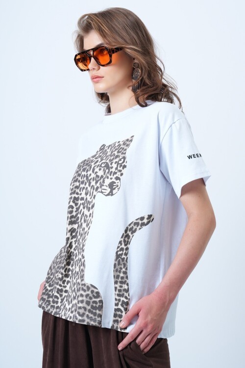 Bisiklet Yaka Leopar Baskılı Pamuk T-Shirt