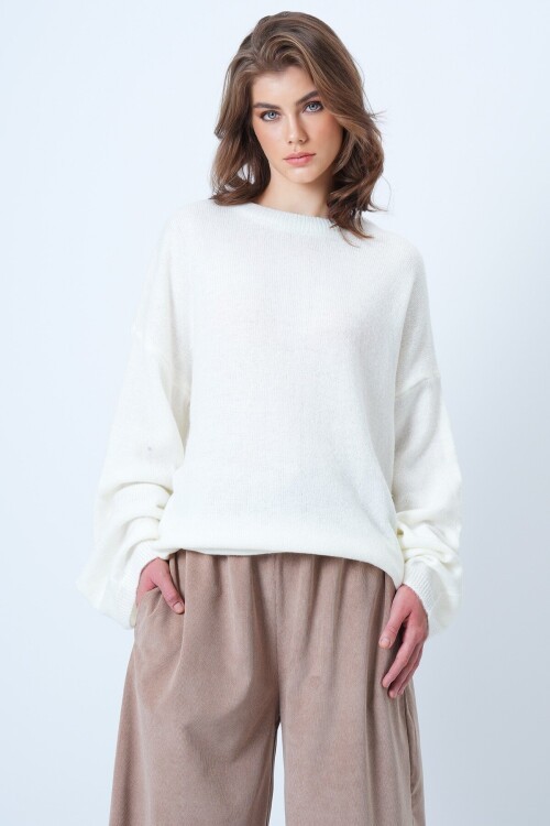 Bisiklet Yaka Oversize Yün Karışımlı Triko Kazak