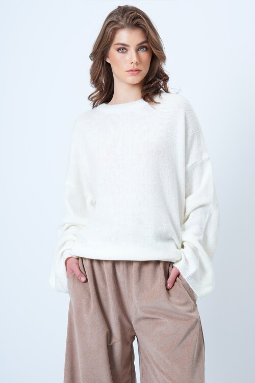 Bisiklet Yaka Oversize Yün Karışımlı Triko Kazak