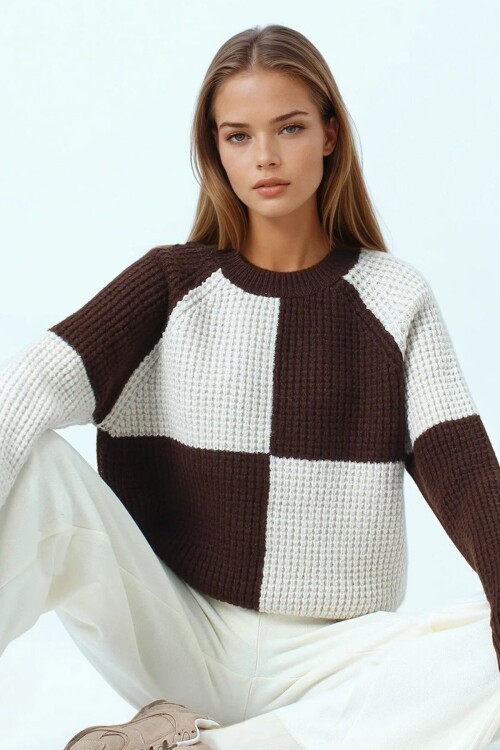 Bisiklet Yaka Renk Bloklu Dokulu Triko Kazak