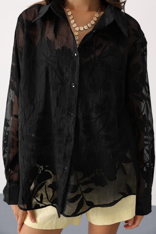Çiçek Desenli Transparan Dokulu Oversize Uzun Kollu Gömlek