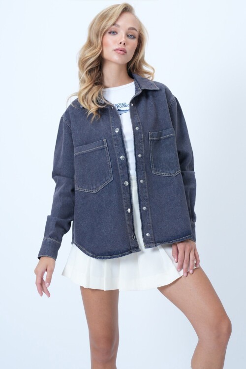 Çift Cepli Çıtçıt Kapamalı Jean Gömlek