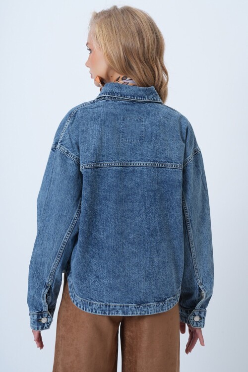 Çift Cepli Dikiş Detaylı Denim Ceket
