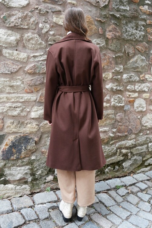 Çift Cepli İçi Astarlı Kruvaze Yaka Uzun Kaşe Palto