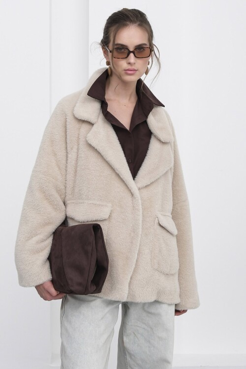 Çift Cepli Kruvaze Yaka Yumoş Ceket