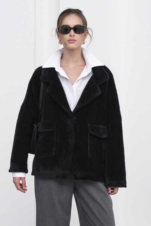 Çift Cepli Kruvaze Yaka Yumoş Ceket