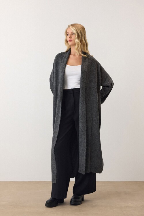 Antrasit Çift Düğmeli Yumuşak Dokulu Kaşe Kaban