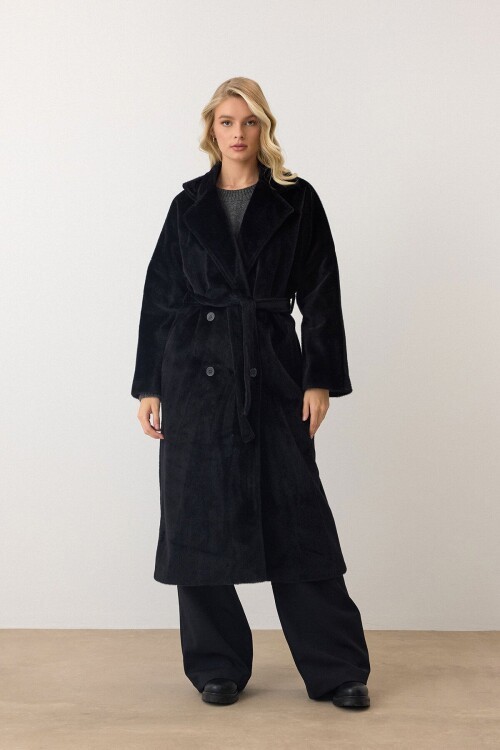 Siyah Çift Düğmeli Yumuşak Dokulu Kaşe Kaban