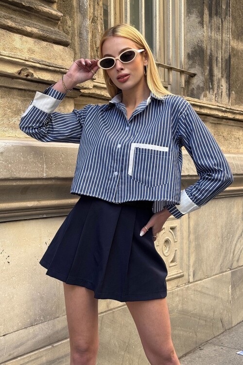 Lacivert Çizgili Oversize Uzun Kollu Düğmeli Manşet Crop Gömlek