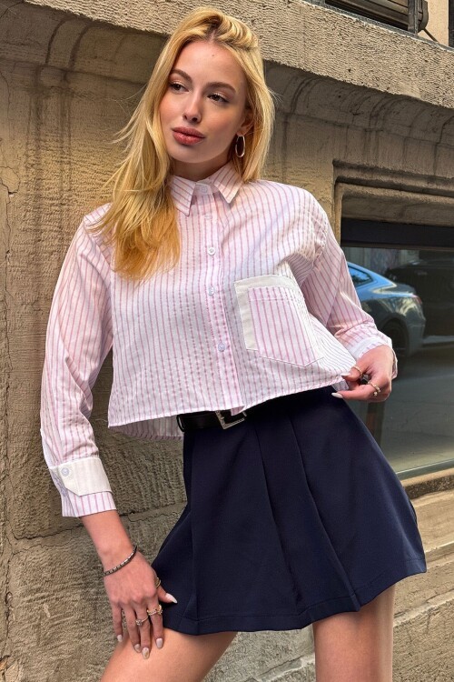 Pudra Çizgili Oversize Uzun Kollu Düğmeli Manşet Crop Gömlek