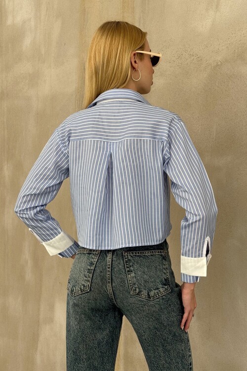 Mavi Çizgili Oversize Uzun Kollu Düğmeli Manşet Crop Gömlek