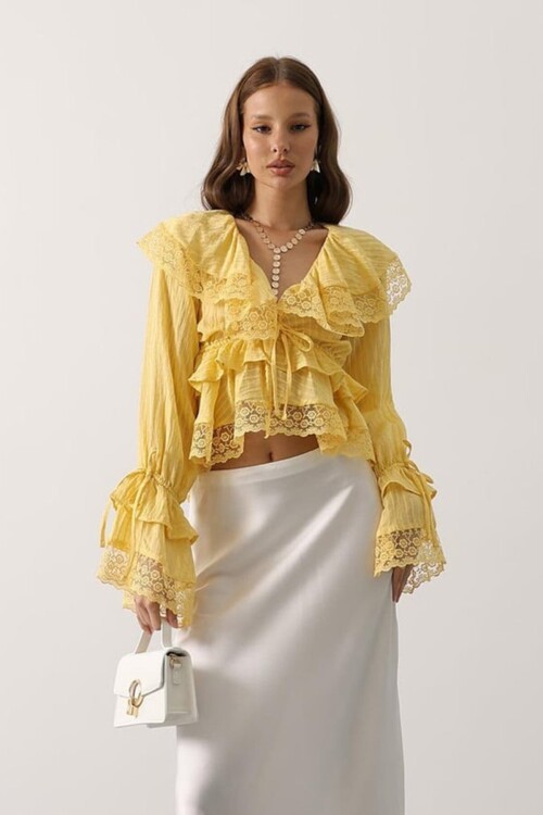 Dantelli Fırfırlı Bohem Bluz