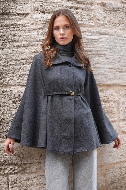 Düğme Kapamalı Kemerli Kaşe Pelerin