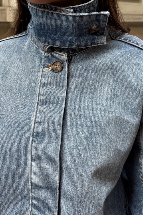 Düğme Kapamalı Yakası Gizli Düğmeli  Denim Ceket