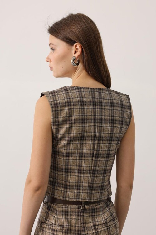 Ekose Desenli Düğmeli Yelek