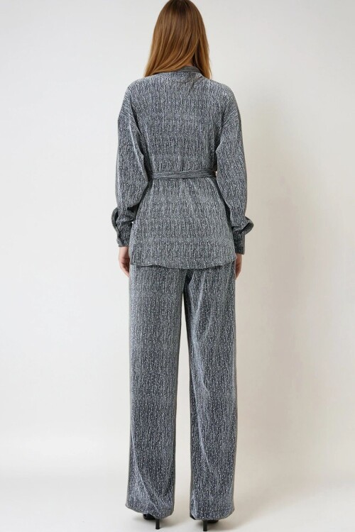 Gri Fiyonklu Oversize Gömlek Ve Bağcıklı Beli Lastikli Taş İşlemeli İkili Takım