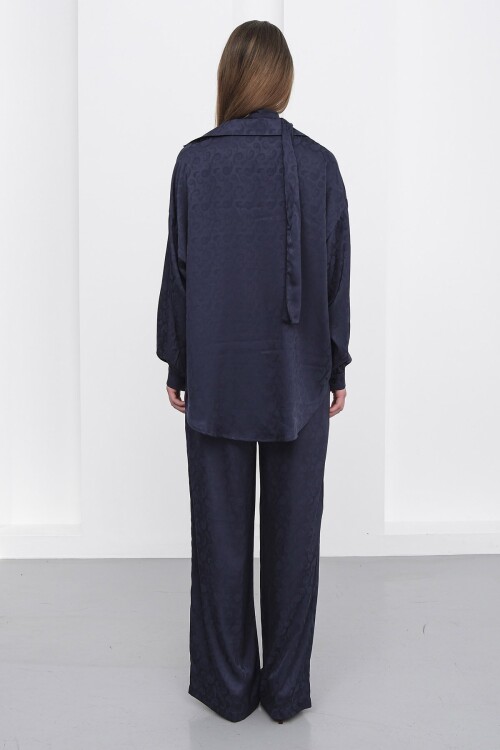 Jakar Desen Saten Gömlek Ve Pantolon Takım