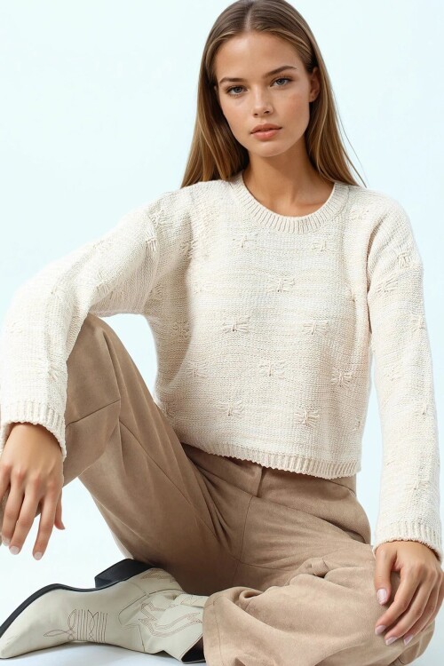 Kabartma Desenli Bisiklet Yaka Uzun Kollu Triko Kazak