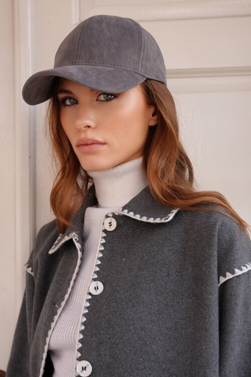 Kadife Dokulu Kavisli Siperlik Ayarlanabilir Şapka