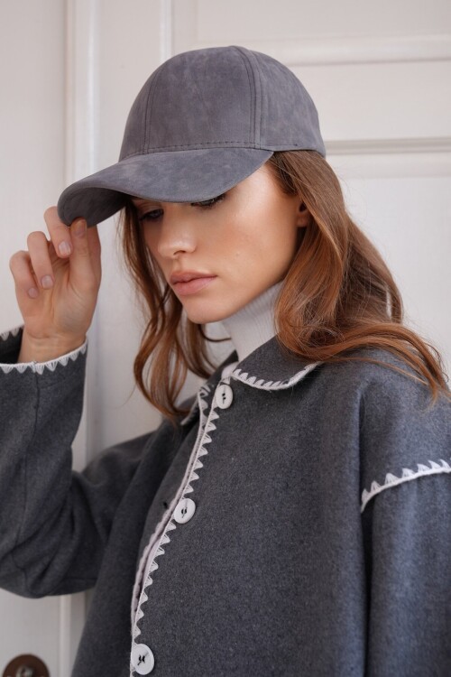 Kadife Dokulu Kavisli Siperlik Ayarlanabilir Şapka