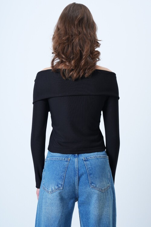 Karmen Yaka Fermuar Detaylı Ottoban Bluz