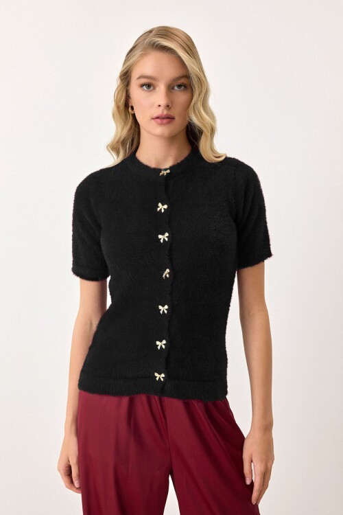 Siyah Kısa Kollu Düğmeli Triko Hırka