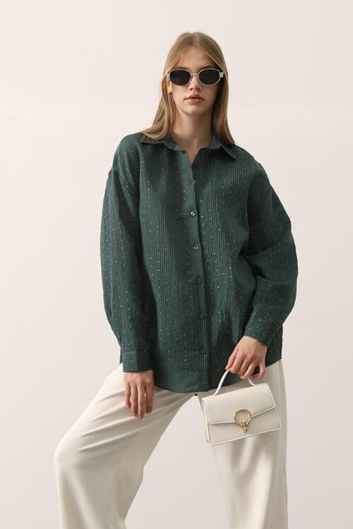 Mini Taş İşlemeli Kırışık Dokulu Oversize Gömlek