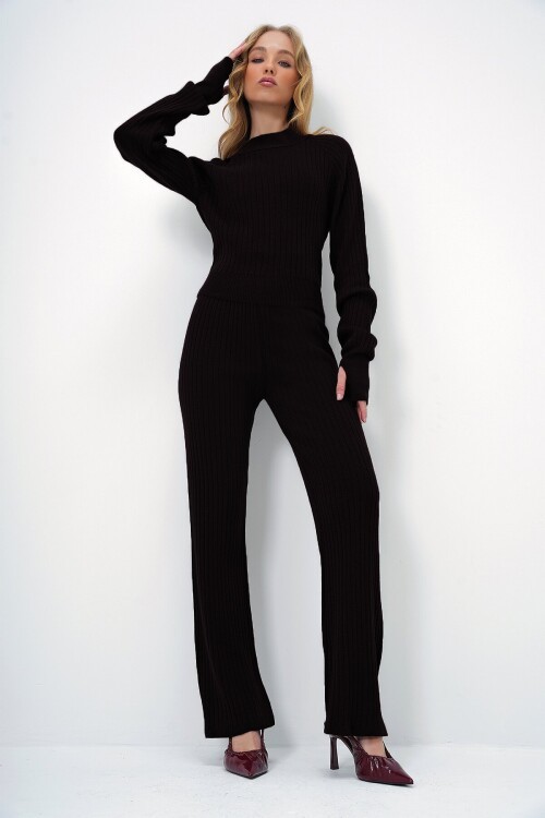 Parmak Detaylı Triko Alt Üst Takım