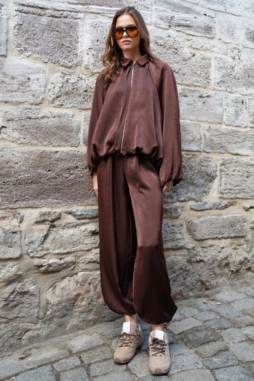 Polo Yaka Yarasa Kol Fermuar Kapamalı Ceket Ve Beli Lastlikli Pantolon Salaş Takım