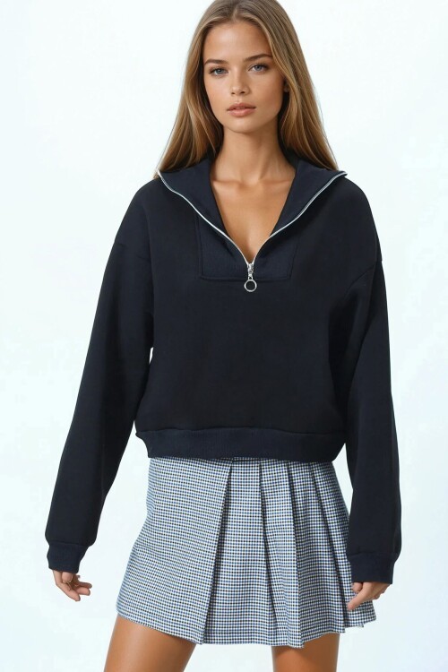 Polo Yaka Yarım Fermuarlı Sweatshirt
