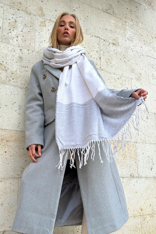 Gri Püskül Detaylı Desenli Şal