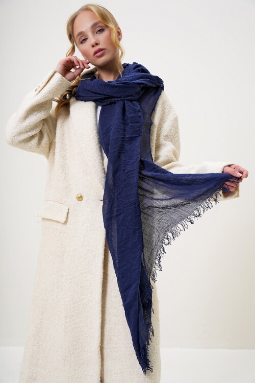 Lacivert Püsküllü Uzun Dokuma Şal