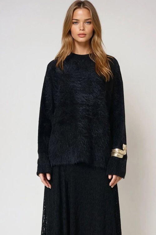 Siyah Bisiklet Yaka Püsküllü Kazak