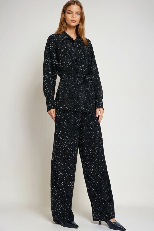 Siyah Fiyonklu Oversize Gömlek Ve Bağcıklı Beli Lastikli Taş İşlemeli İkili Takım