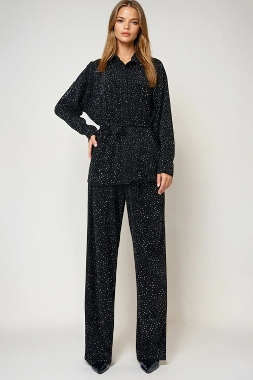 Siyah Fiyonklu Oversize Gömlek Ve Bağcıklı Beli Lastikli Taş İşlemeli İkili Takım