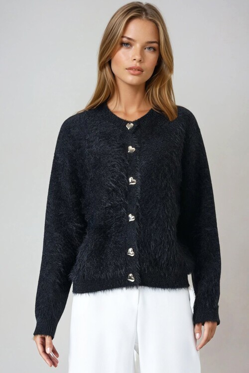 Siyah Kalp Düğme Detaylı Sakallı Hırka