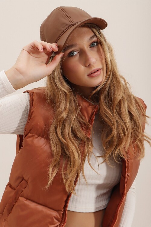 Kahverengi Suni Deri Şapka