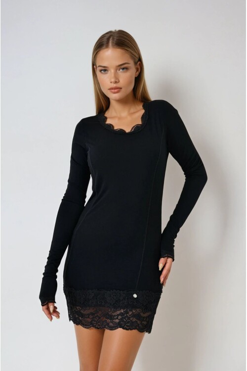 Siyah U Yaka Dantel Detaylı Uzun Kollu Mini Elbise