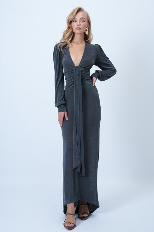 V Yaka Fular Detaylı Maxi Boy Buzzy Premium Elbise