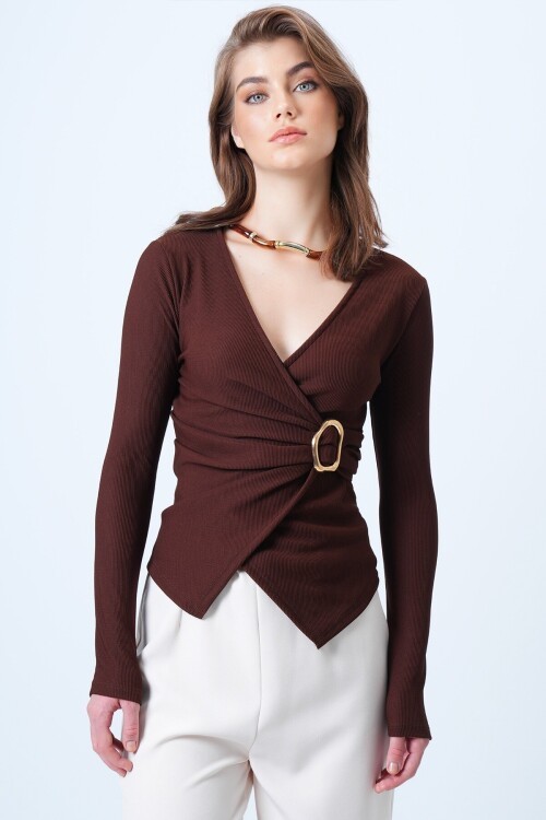 V Yaka Gold Aksesuarlı Ottaban Bluz