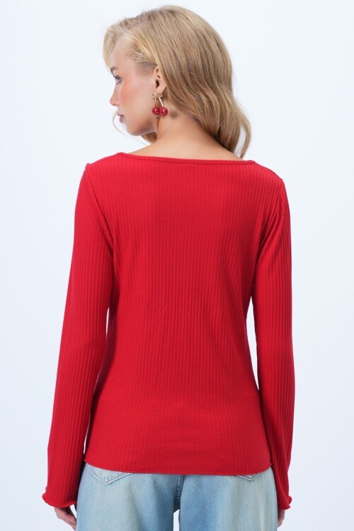 V Yaka Önü Fırfır Detaylı Örme Bluz