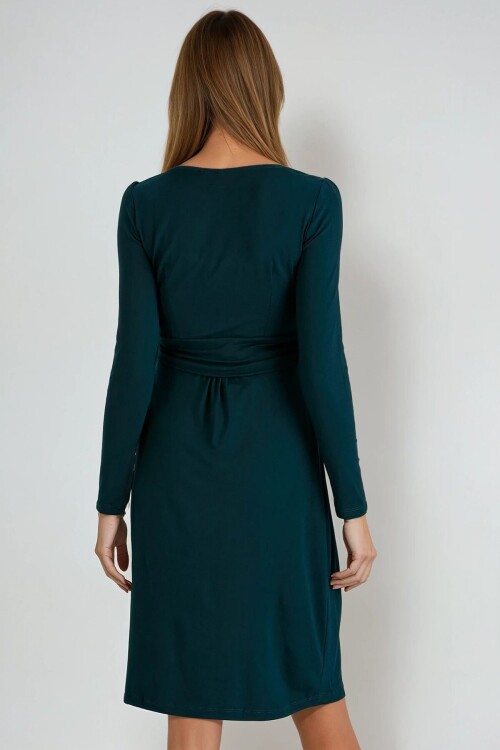 Zümrüt Yeşili Yuvarlak Yaka Çeyrek Kol Beli Büzgülü Pileli  Elbise